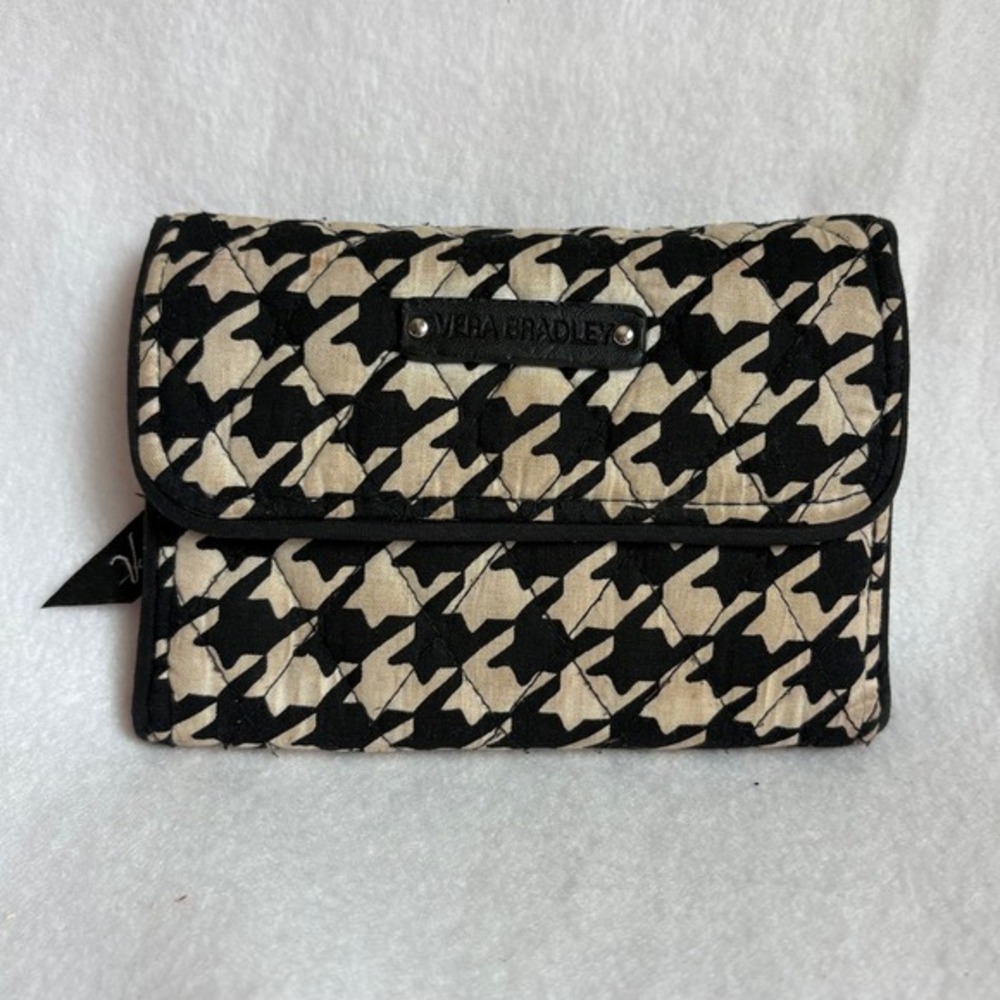 Vera Bradley Trifold Wallet Black Cream Houndstooth Quilted Cotton